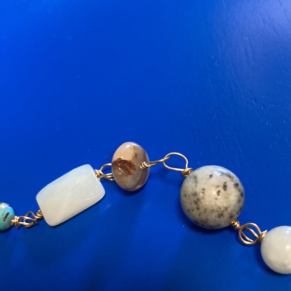 Vintage Buttons Necklace - Picture 5 of 9